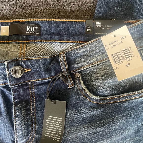 Kut From The Kloth Mia Toothpick Skinny 12P - Picture 3 of 4